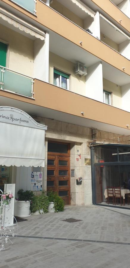 Ferienwohnung Regina Elena Al Mare Pescara Exterior foto